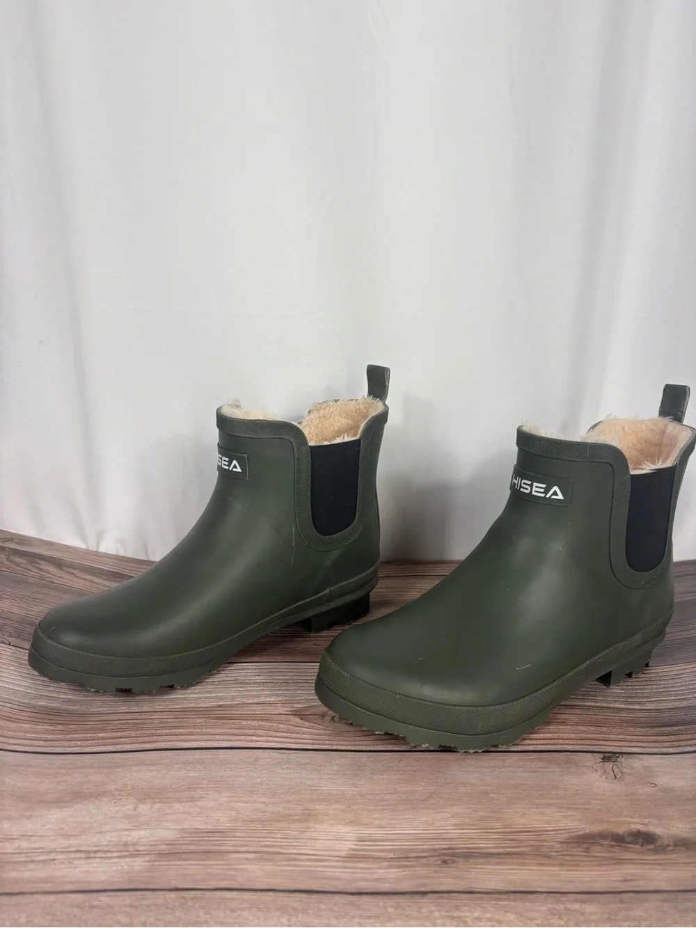 HISEA Olive Green Fleece-Lined Chelsea Rain Boots women’s size 7